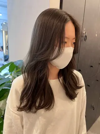 ロング Viot 銀座 樋口 桃佳のヘアスタイル