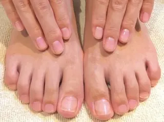 ネイル 🍒当日もOK🍒 𝑳𝑼𝑵𝑨花井のネイルデザイン