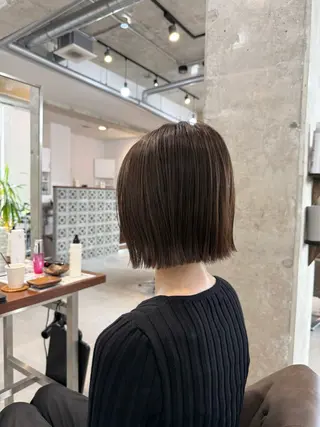 ミディアム カラー カイリ /レイヤーカットのヘアスタイル