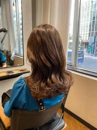 ロング 檜谷 晴　顔周りカットのヘアスタイル