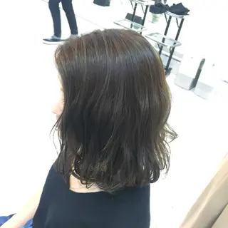 ミディアム セミロング カラー 大平 美沙のヘアスタイル