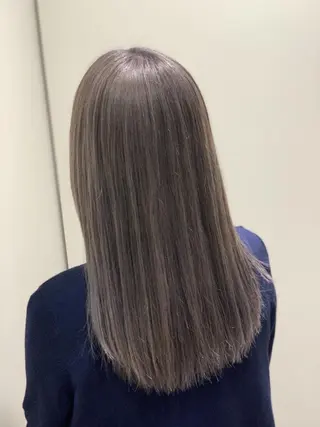 ロング カラー ハイトーン得意😍 Lumiereのヘアスタイル