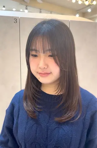 ミディアム 園田奈津 ボブ・レイヤーカットのヘアスタイル