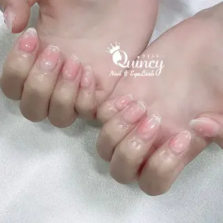 ネイル Quincy ネイル&アイラッシュのマツエク・マツパデザイン