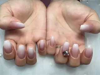 ネイル GUネイルサロン yumiのネイルデザイン