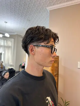 ショート パーマ メンズ Mens cut Hannaのヘアスタイル