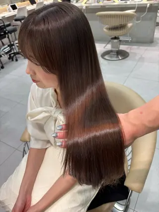 セミロング 福岡縮毛矯正✨️ ストレート 向井和輝のヘアスタイル