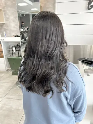 セミロング レイヤー/艶髪カラー 森本くるみのヘアスタイル