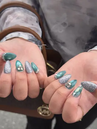 ネイル estrela 🍑のネイルデザイン