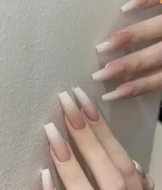 ネイル HanaBloom 🩷ビンビンのネイルデザイン