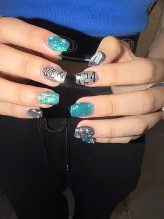 ネイル Natsumi💎 堺筋本町ネイルサロンのネイルデザイン