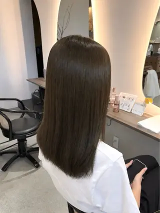 セミロング カラー 池谷 茉耶のヘアスタイル