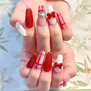 ネイル 🎀kira 長さだし💗モチ最高のネイルデザイン