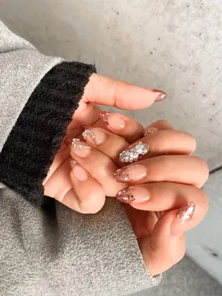 ネイル 長谷川 奈緒美のネイルデザイン