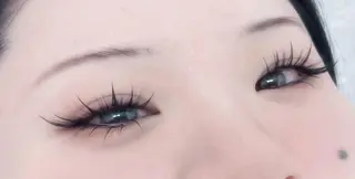 マツエク・マツパ Vivi💜マツエク 🐈⬛新大久保のマツエク・マツパデザイン