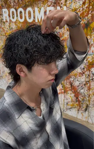 パーマ メンズ 鈴木 涼のヘアスタイル