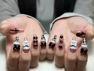 ネイル NIE NAIL Luxeのネイルデザイン