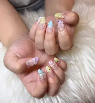 ネイル Lea Nailのネイルデザイン