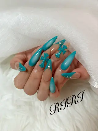 ネイル riri オーナーのネイルデザイン