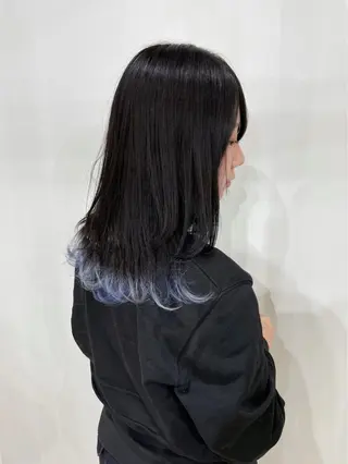 カラー white.梅田 デザインカラー🦄のヘアスタイル