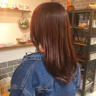 セミロング マエダ タクヤのヘアスタイル