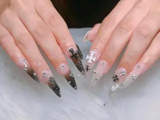 ロング カラー 波 なみのネイルデザイン