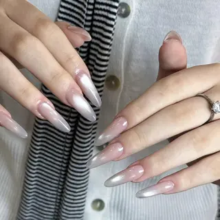 ネイル nana 🤍のネイルデザイン