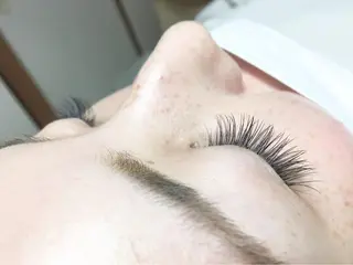 ミディアム カラー パーマ ヘアアレンジ メンズ キッズ ネイル マツエク・マツパ brille ~eyelash~のヘアスタイル
