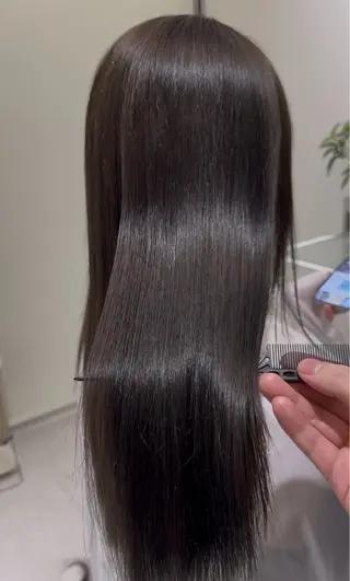 セミロング 相馬大希 髪質改善 縮毛矯正のヘアスタイル