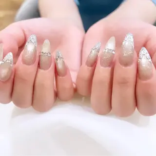 ネイル emu sakiのネイルデザイン