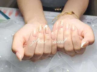 ネイル アヤカ☘️Gloss nailのネイルデザイン