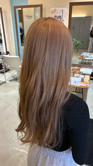ロング カラー ⭐️いおり⭐️ ✨透明感カラー✨のヘアスタイル