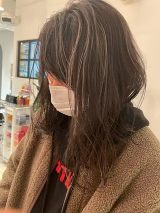セミロング カラー 沖縄東京2拠点美容師 mamicoのヘアスタイル