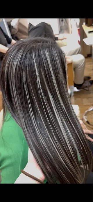 ロング カラー 🌈ハイライト特化 🌈 🐶ノザワ🐶のヘアスタイル