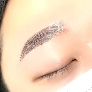 アイブロウ M'sアイブロウ SAYAKAの眉毛・アイブロウイメージ