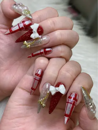 ネイル NIE NAIL Luxeのネイルデザイン