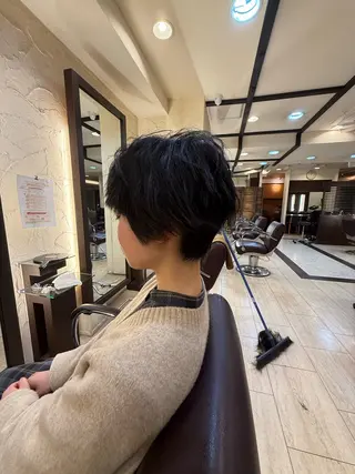 ショート 青山 光のヘアスタイル