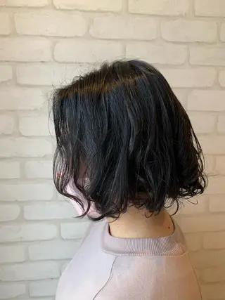 ミディアム パーマ 秋葉 万柚子のヘアスタイル