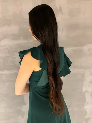 ロング KAREN(ému) 伏見/カットモデルのヘアスタイル