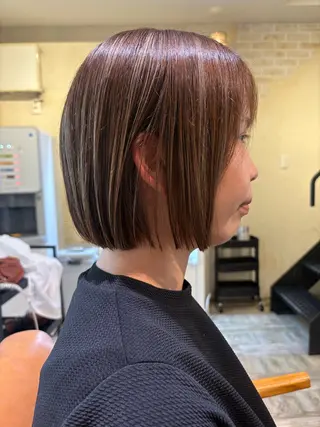 ショート 凜｜縮毛矯正・ボブ・ 透明感カラー・eyeのヘアスタイル