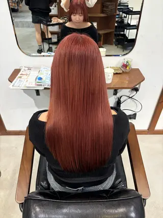 カラー ROUIS ホノカのヘアスタイル