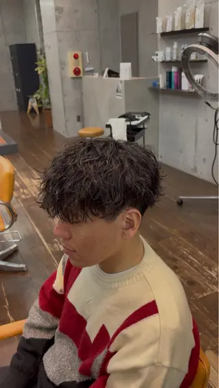 ミディアム パーマ メンズ 山口 陽平のヘアスタイル