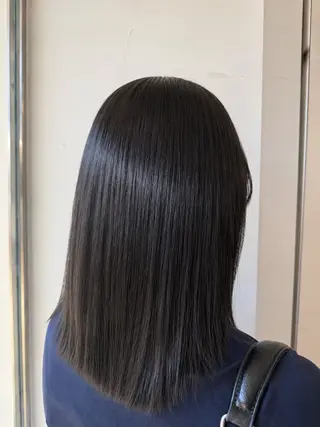 ミディアム カラー 透明感カラー💎 岩崎美優のヘアスタイル