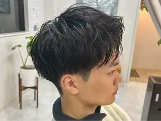 ショート センターパート 韓国ヘア・綾也のヘアスタイル