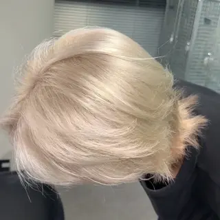 ショート カラー 🩵ニュアンスカラー 🩵ブリーチ/RENのヘアスタイル