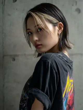 ショート カラー 朝田 拓実のヘアスタイル