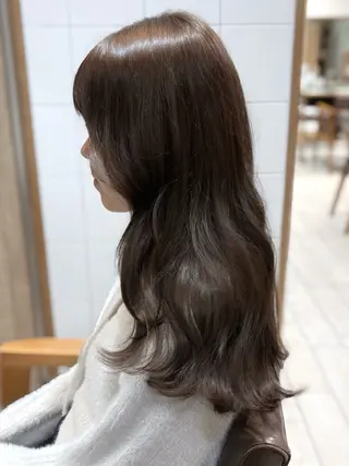 カラー 🎀モモ🎀 上品 白髪ぼかしハイライトのヘアスタイル