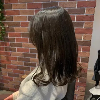 セミロング カラー 坪木 玲汰のヘアスタイル
