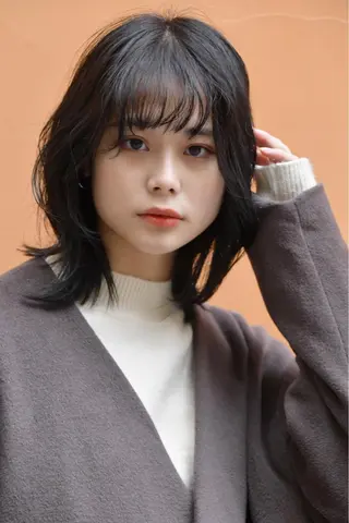 ミディアム 大久保寿高✨ なりたい色を叶える✨のヘアスタイル