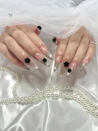 ネイル -ému- k.oのネイルデザイン